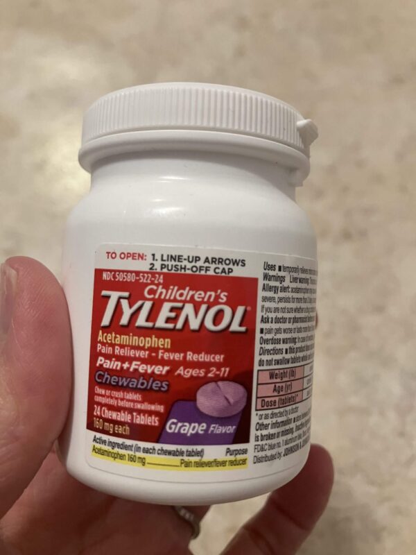 Tylenol（タイレノール）グレープ味チュアブル