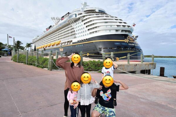 ディズニークルーズ船との写真