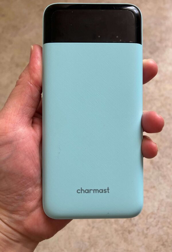 Charmastモバイルバッテリーの大きさ
