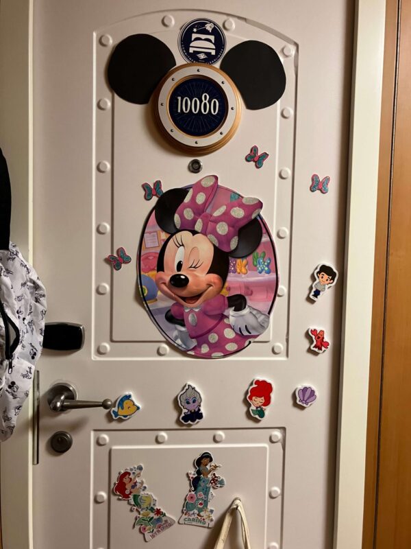 ディズニークルーズのドアデコ正面